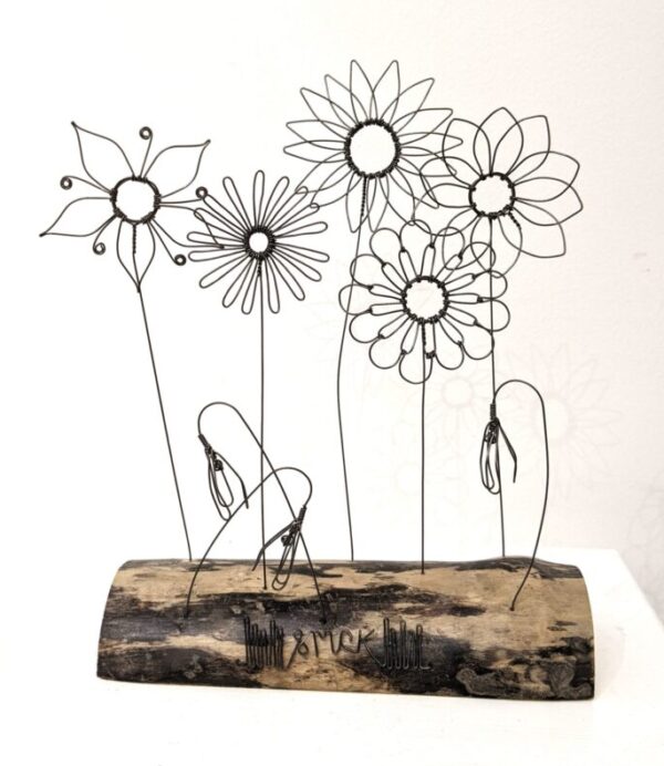 Handmade wire and driftwood sculpture by crafters Wild Grey Art