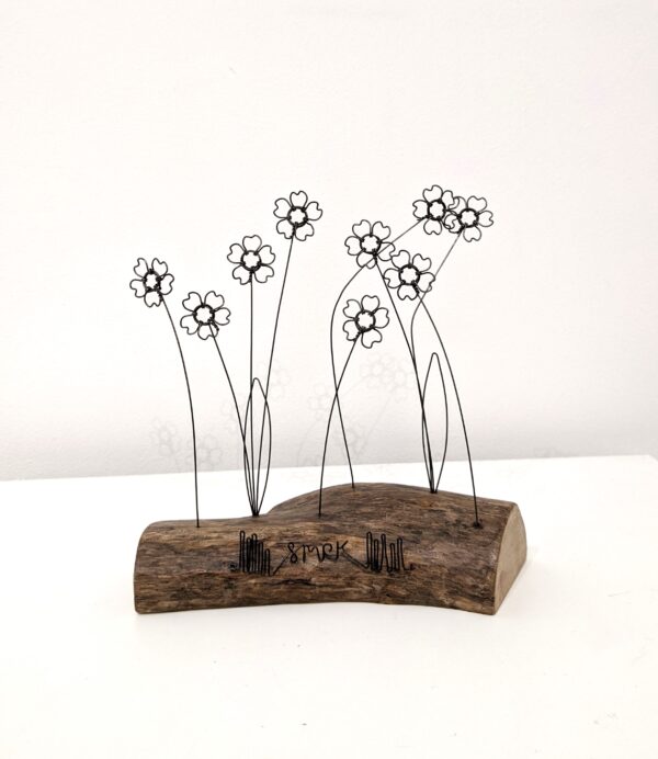 Handmade wire and driftwood sculpture by crafters Wild Grey Art