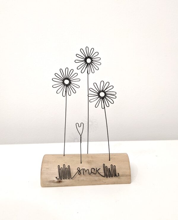 Handmade wire and driftwood sculpture by crafters Wild Grey Art